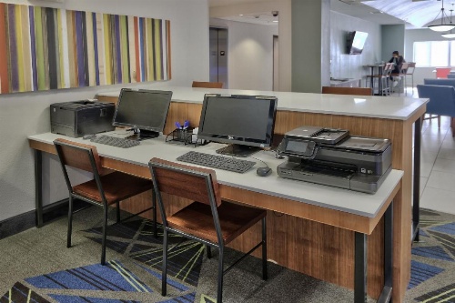 Holiday Inn Express & Suites Portales image 38